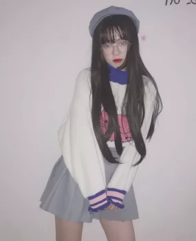 小姐姐巨漂亮，而且很乖，舞蹈系的妹子身材超级软