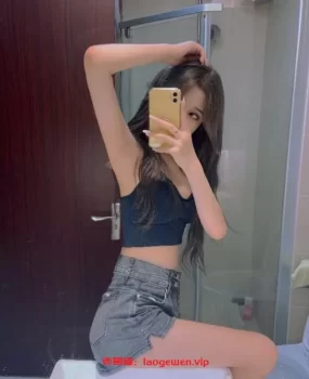 骚逼粉嫩穴张开腿